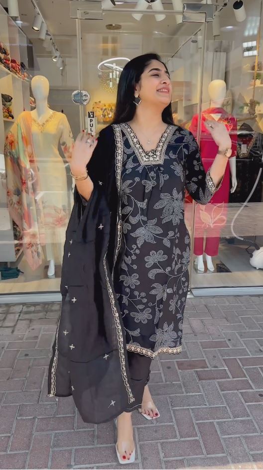 Floral Embroidered Straight Kurta With Trousers & Dupatta