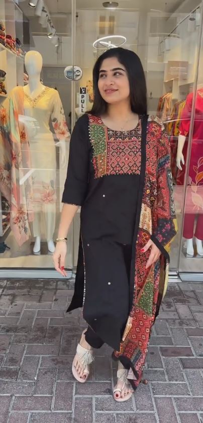 Black Color Chanderi Silk Kurta With Bottom & Dupatta Set