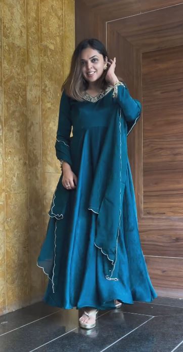 Women Teal Blue Kurta with Trousers & Dupatta