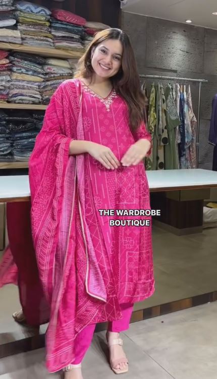 Beauty pink Premium Bandhani  Georgette Luxurious Chikankari Look Set