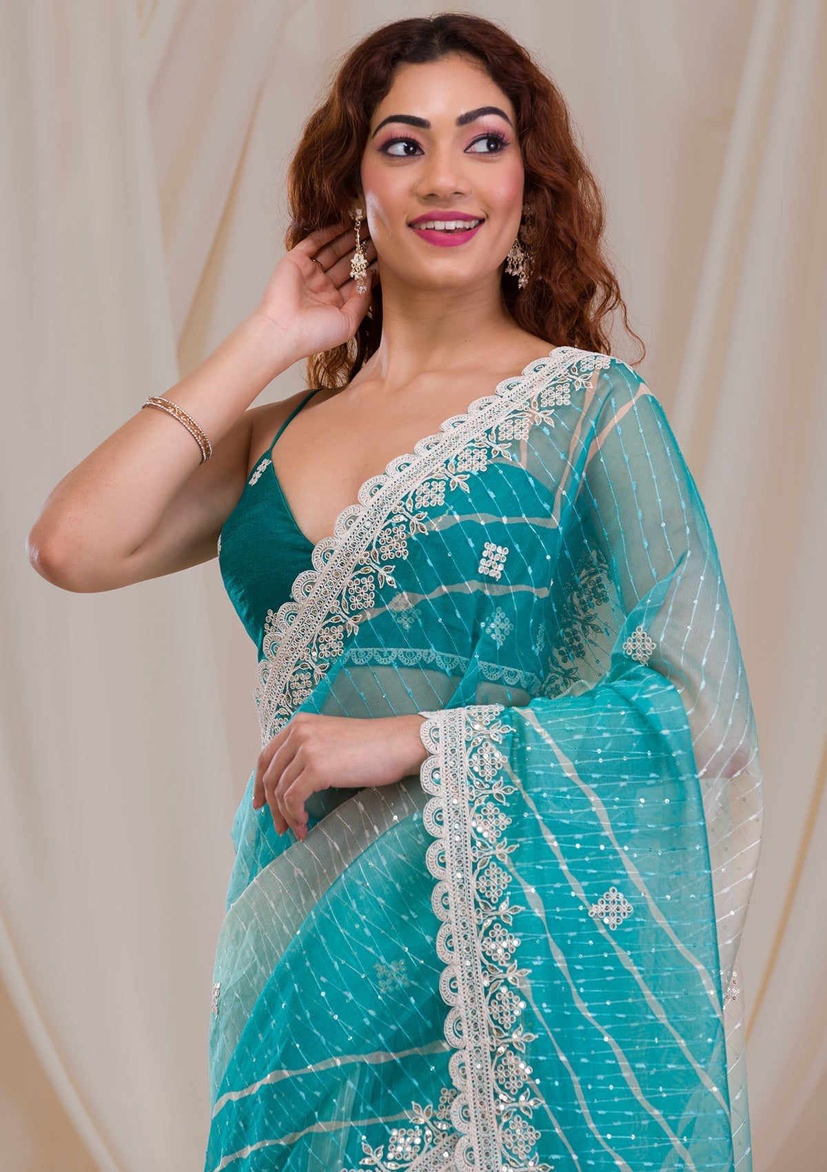 Mehendi Gotapatti Net Saree