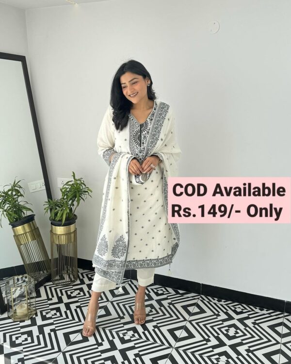 Premium White mulmul cotton printed kurta sets for women on mega sale - Image 4