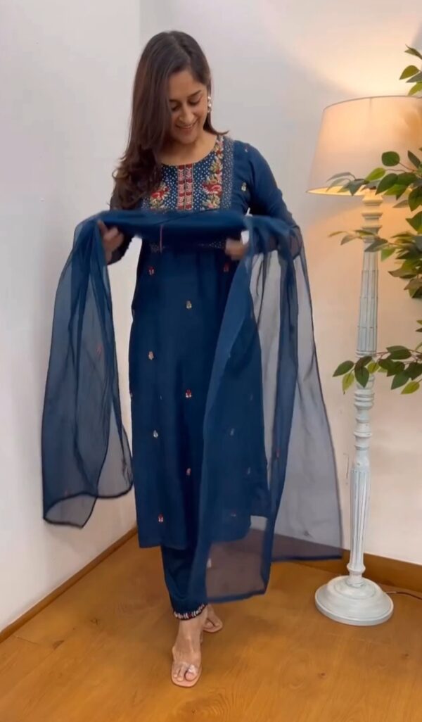 Beautiful Blue Hand Embroidered Gotta work Cotton Salwar Suit On Sale - Image 2